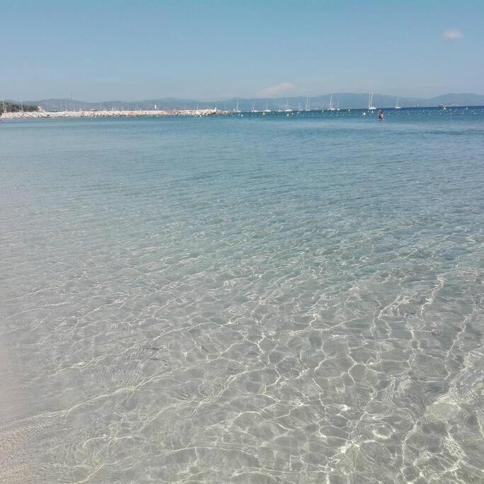 Studio Hyeres Port Et Iles D'Or. Luaran gambar