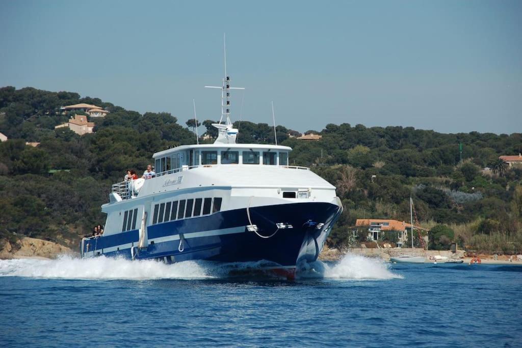 Studio Hyeres Port Et Iles D'Or. Luaran gambar